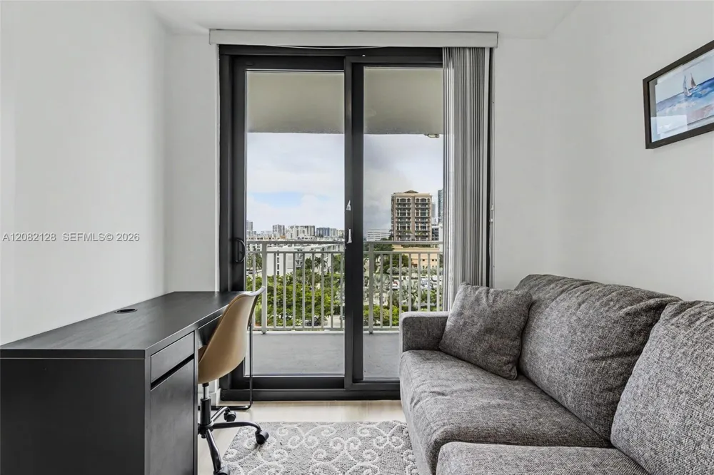 210 174th St #816 Sunny Isles Beach, FL 33160