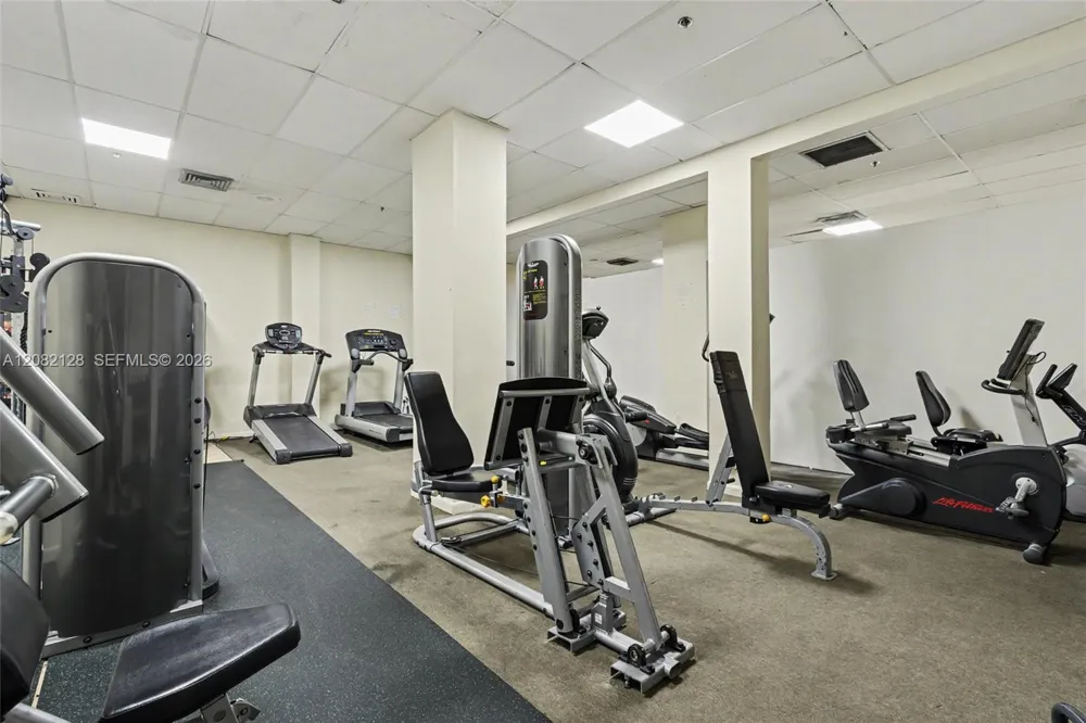 210 174th St #816 Sunny Isles Beach, FL 33160