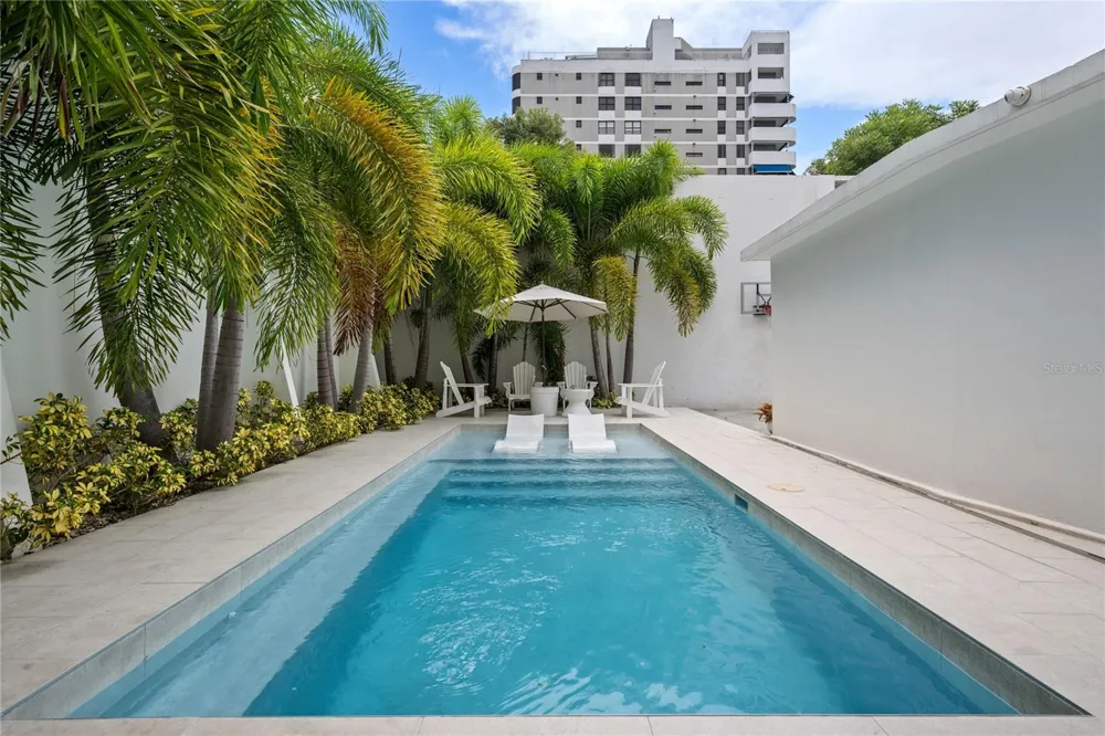 1215 CALLE LUCHETTI San Juan, PR 00907