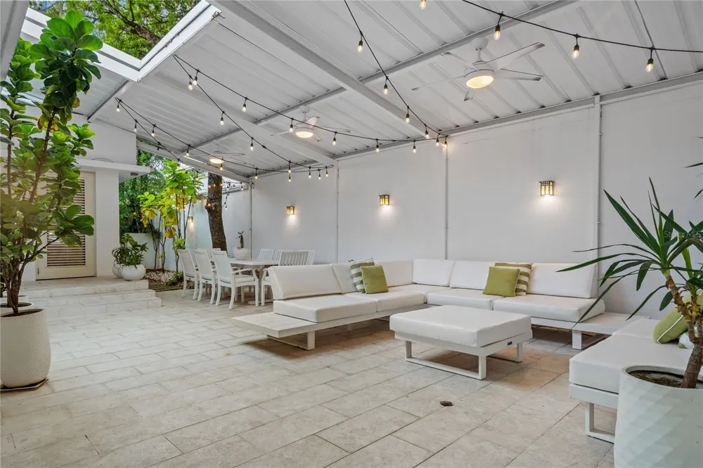 1215 CALLE LUCHETTI San Juan, PR 00907