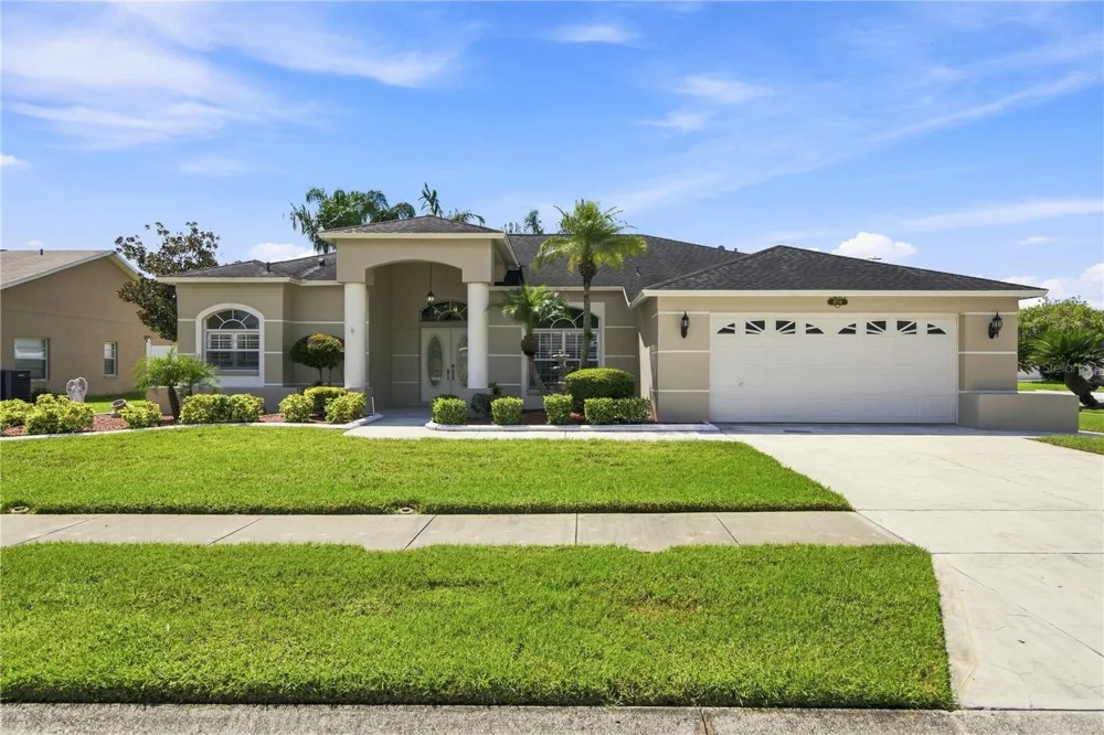 8704 CYPRESS LAKES BOULEVARD New Port Richey, FL 34653