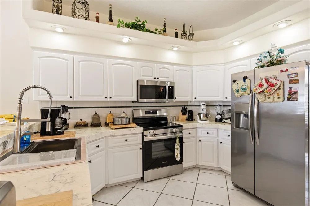 8704 CYPRESS LAKES BOULEVARD New Port Richey, FL 34653
