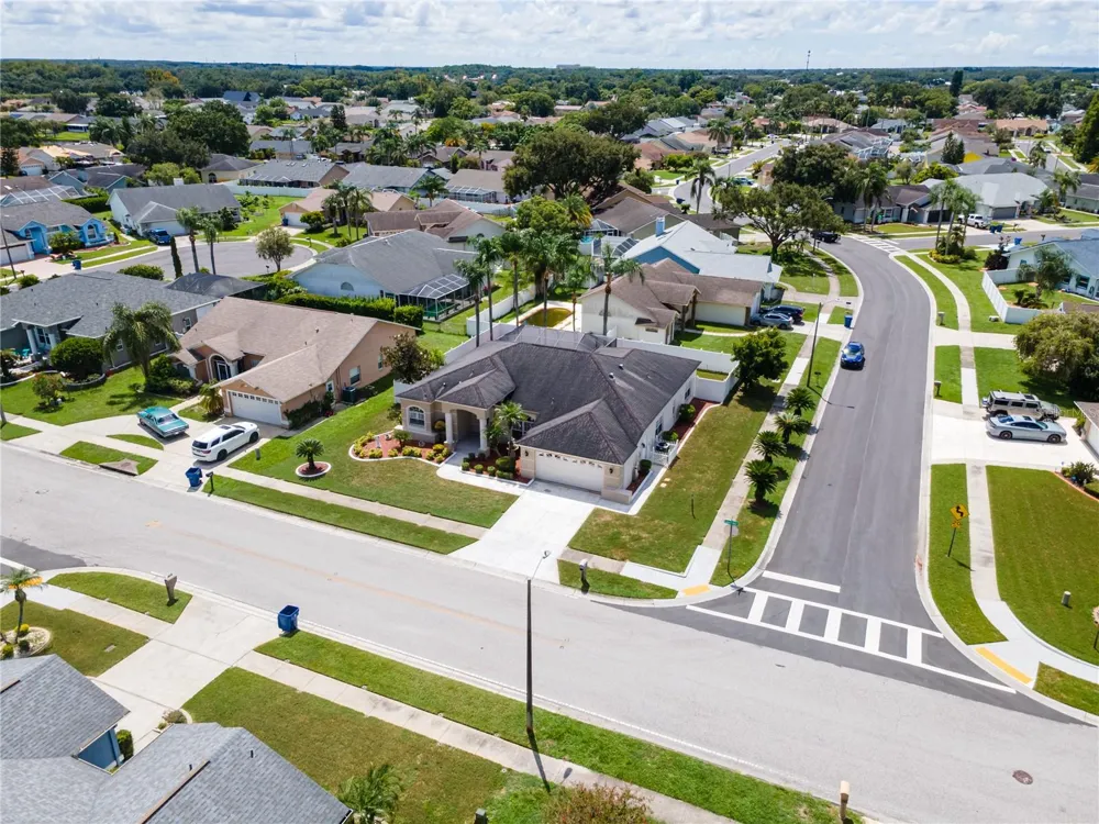 8704 CYPRESS LAKES BOULEVARD New Port Richey, FL 34653