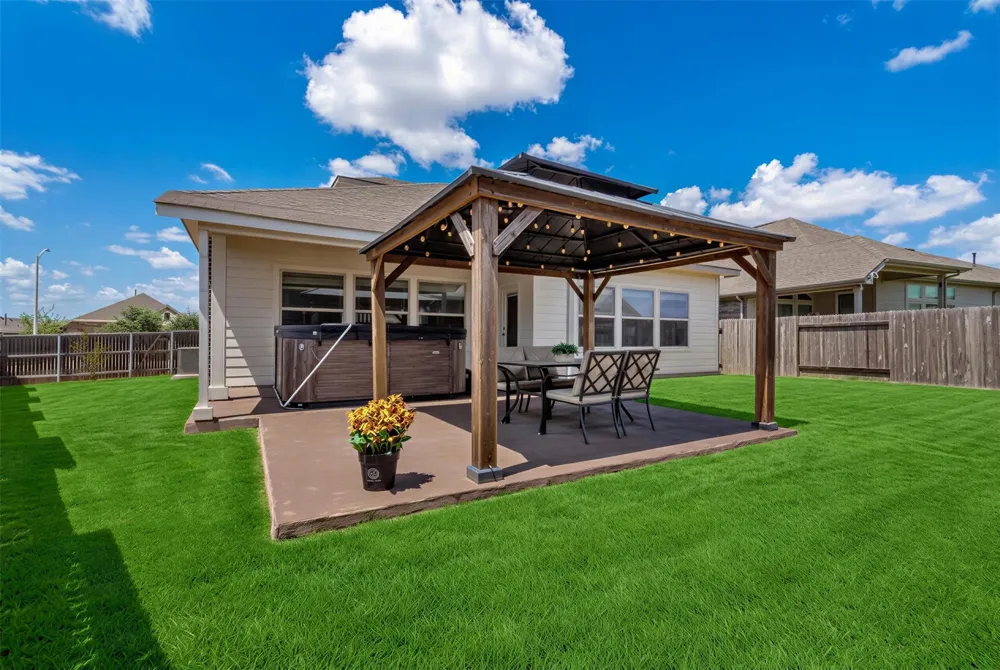 139 Billowing Way Kyle, TX 78640