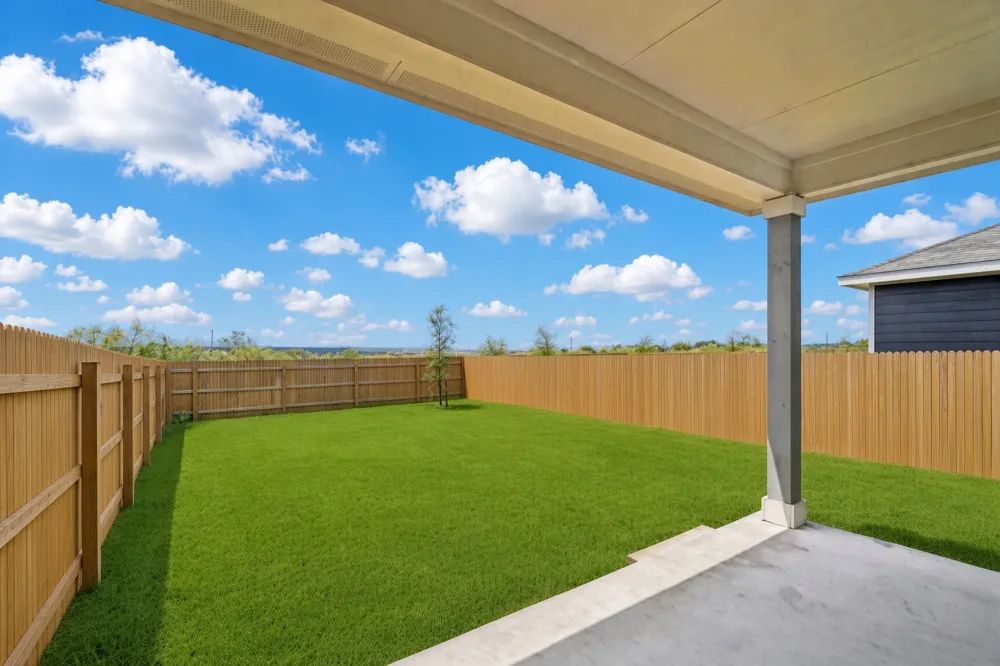 599 Arnold Loop #B Kyle, TX 78640