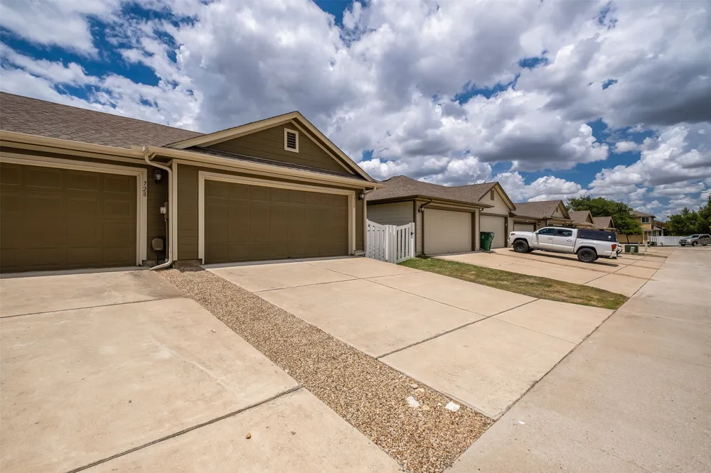 730 Lost Pines Lane Cedar Park, TX 78613