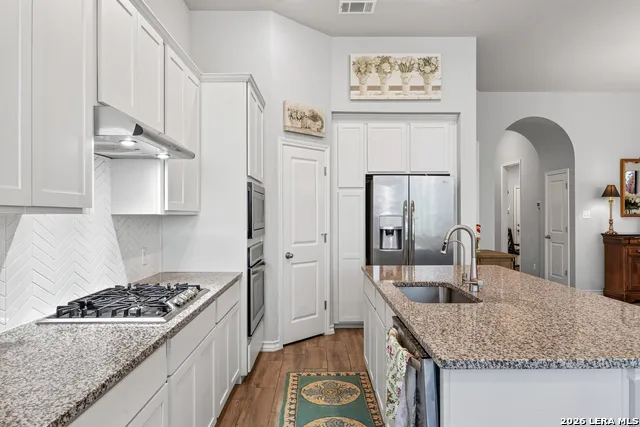 9831 Kremmen Boerne, TX 78006