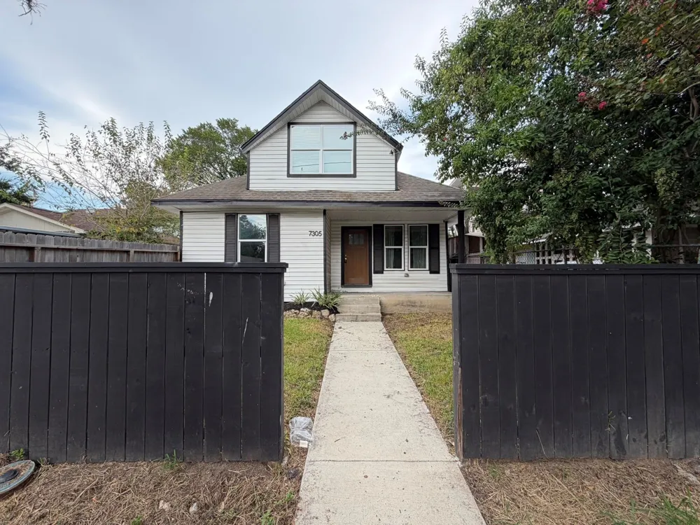 7305 Capitol Street Houston, TX 77011