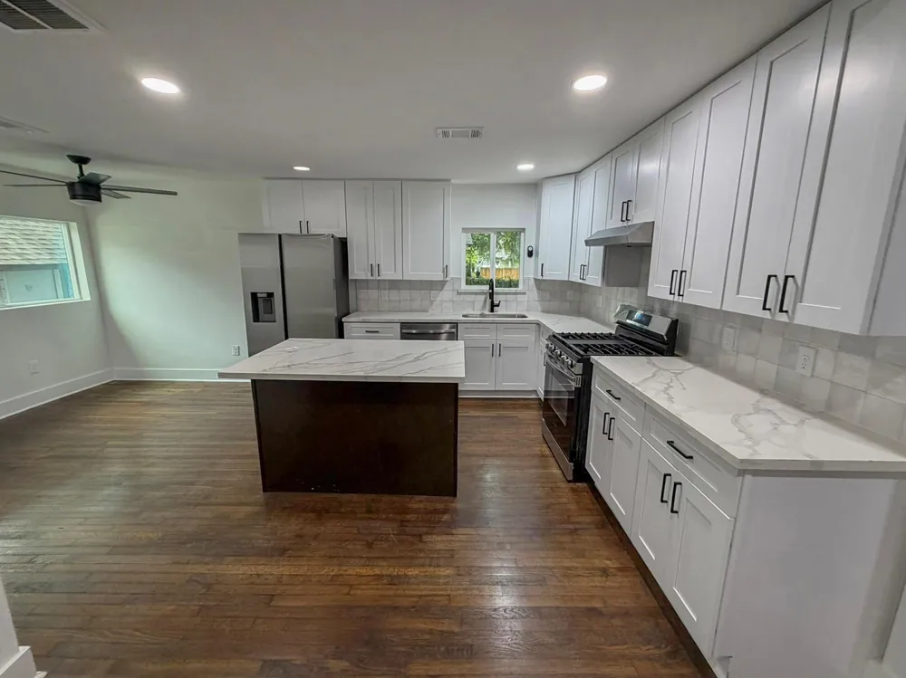 7305 Capitol Street Houston, TX 77011