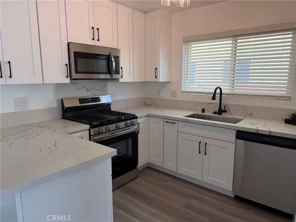 1713 251st Street Lomita, CA 90717