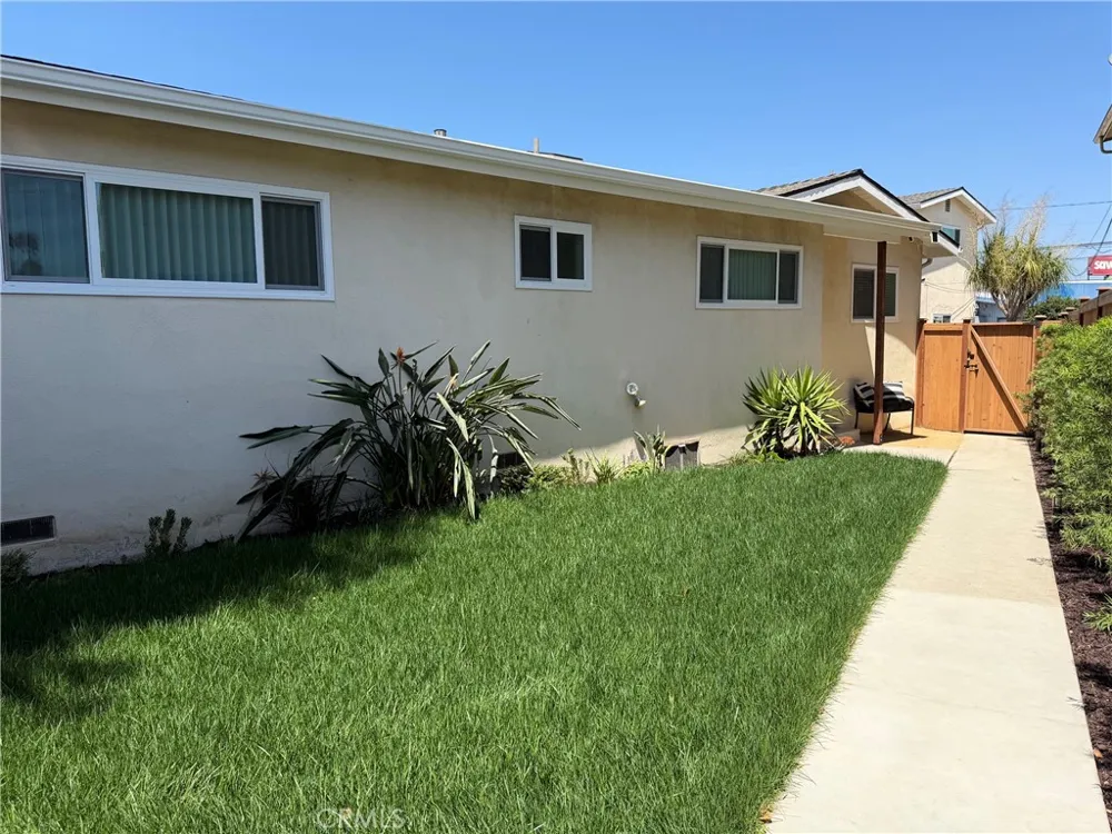 1713 251st Street Lomita, CA 90717