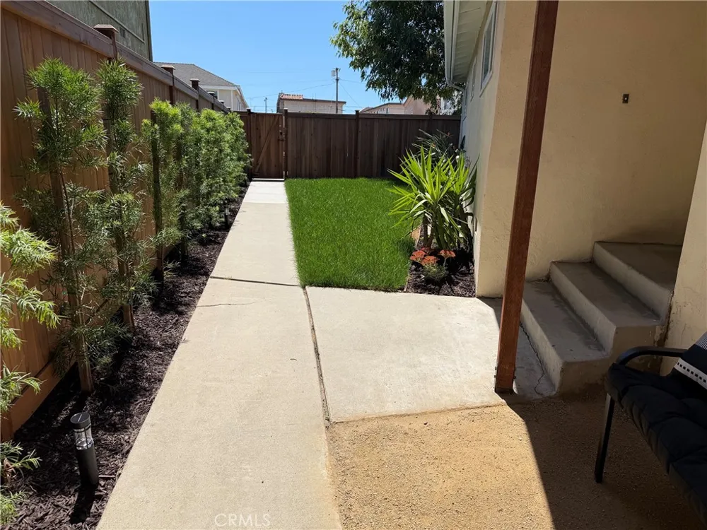 1713 251st Street Lomita, CA 90717