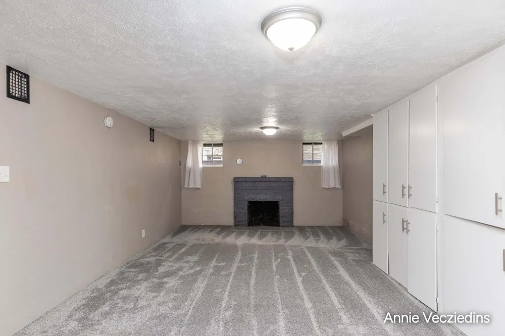 846 Lake Michigan Drive NW Grand Rapids, MI 49504