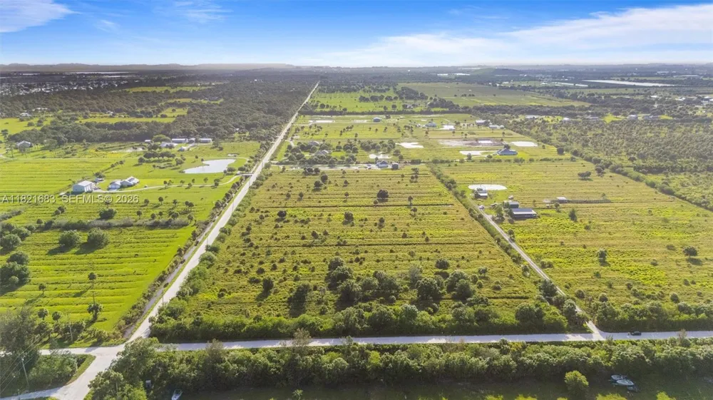 21st ST SW & 58th Ave Vero Beach, FL 32968