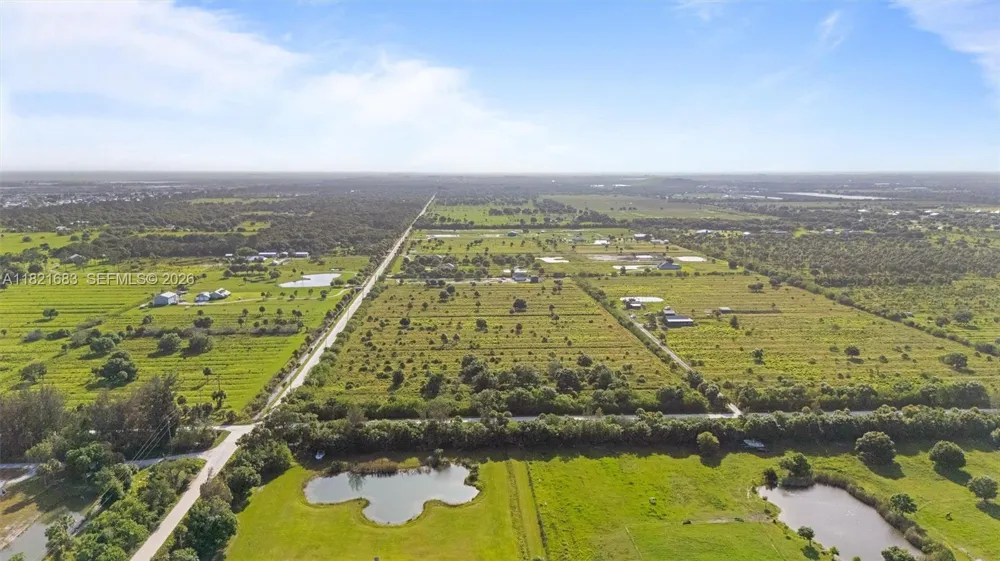 21st ST SW & 58th Ave Vero Beach, FL 32968