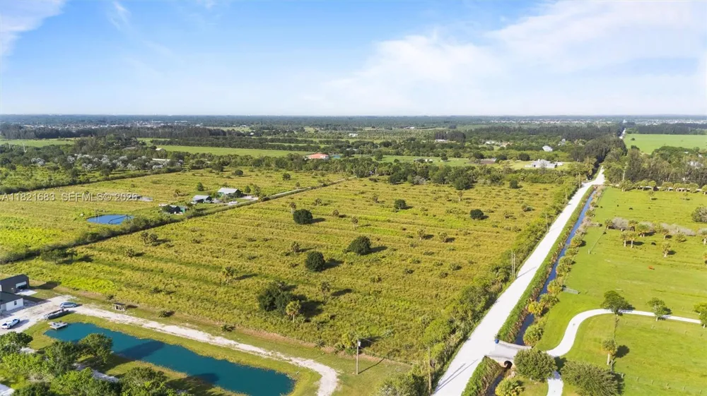 21st ST SW & 58th Ave Vero Beach, FL 32968