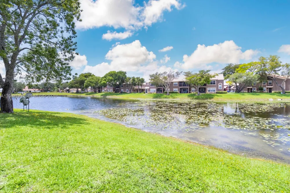9022 NW 28th Dr #2-212 Coral Springs, FL 33065
