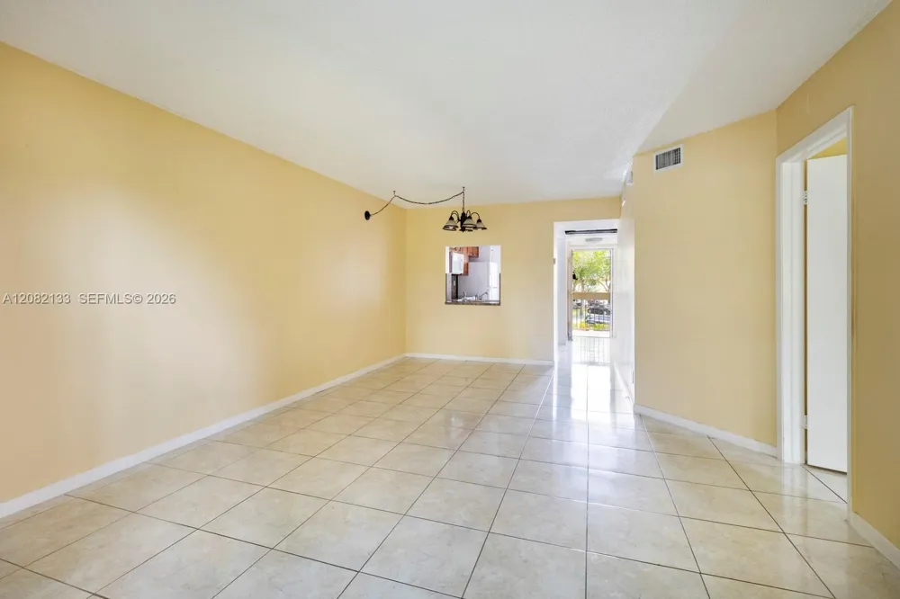 9022 NW 28th Dr #2-212 Coral Springs, FL 33065