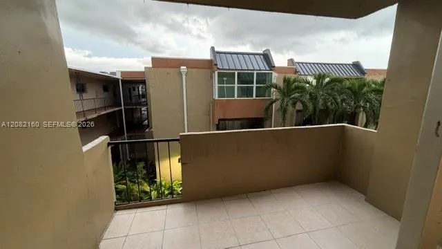 6070 W 18th Ave #306 Hialeah, FL 33012