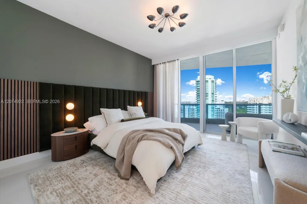 5959 Collins Ave #1606 Miami Beach, FL 33140