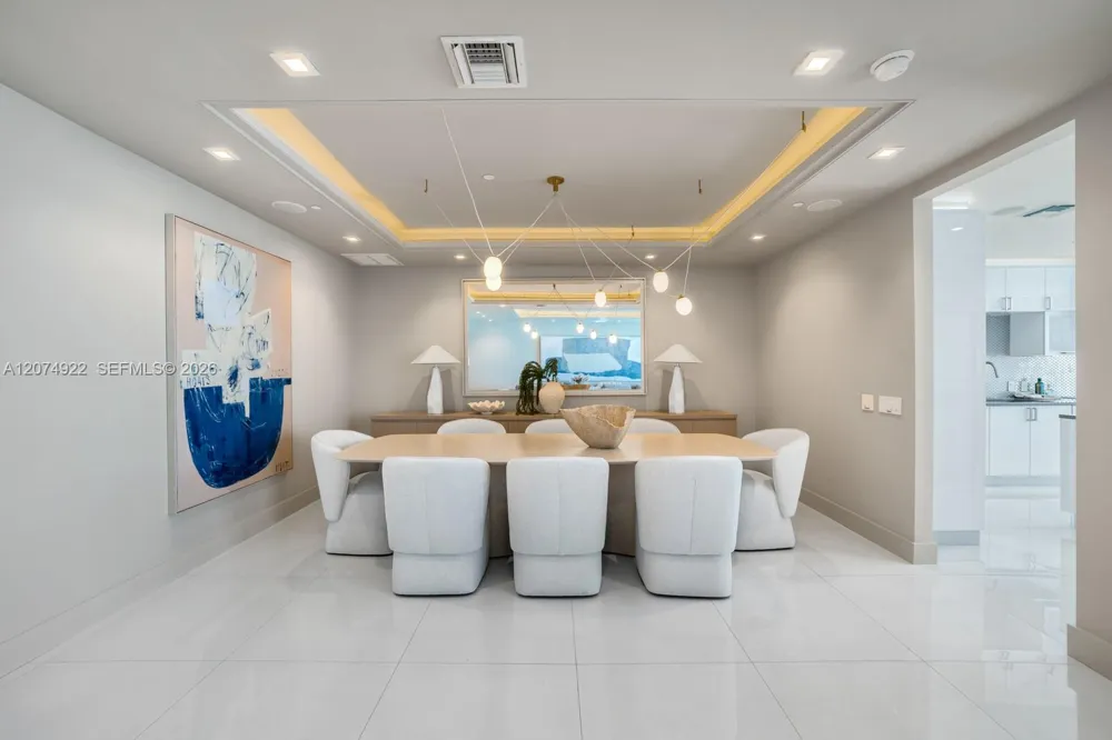 5959 Collins Ave #1606 Miami Beach, FL 33140