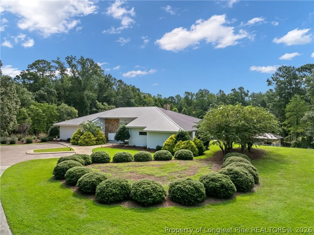 101 Elizabeth Road Elizabethtown, NC 28337