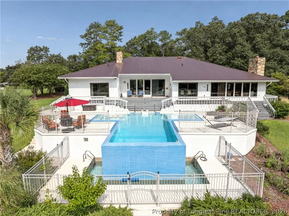101 Elizabeth Road Elizabethtown, NC 28337