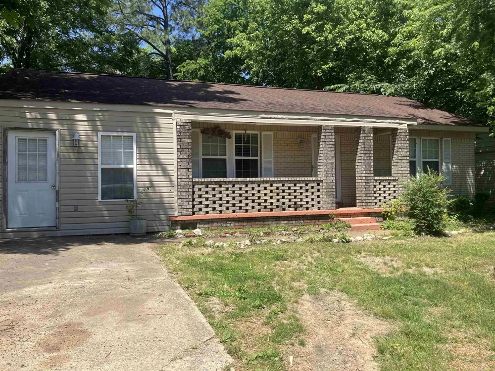 1112 EDGEWOOD AVE Brownsville, TN 38012