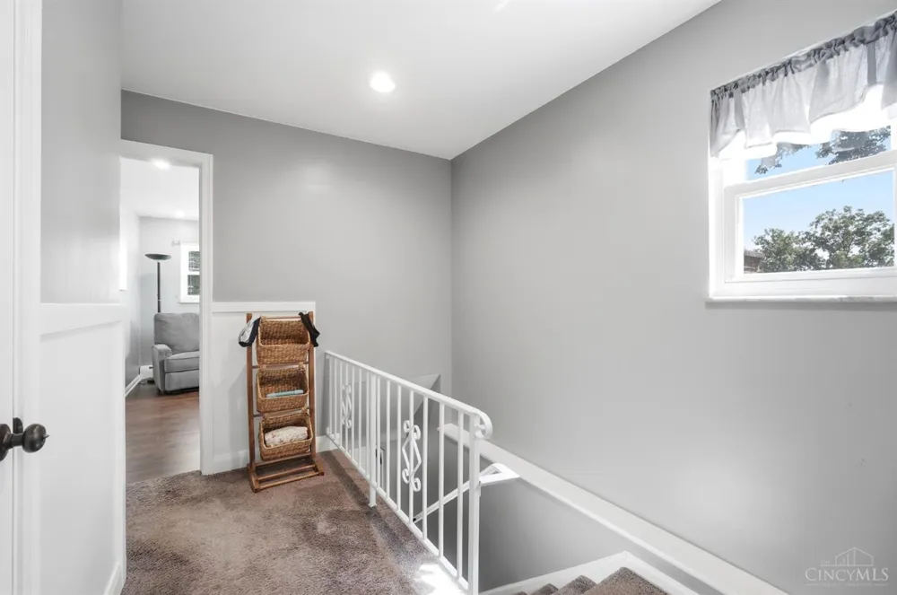 8949 Paw Paw Lane Sycamore, OH 45236