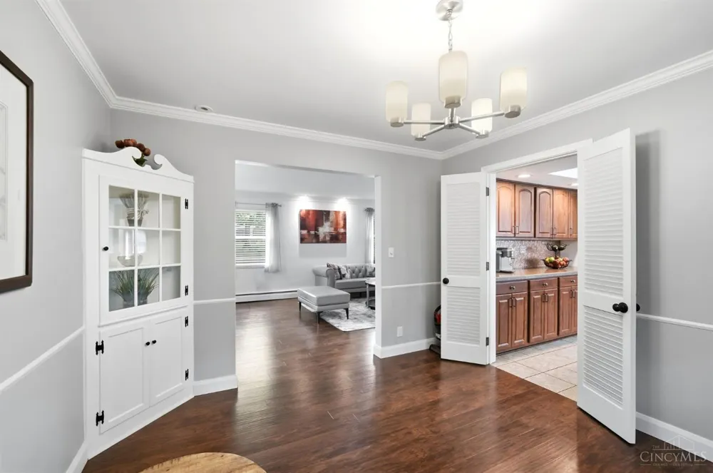 8949 Paw Paw Lane Sycamore, OH 45236