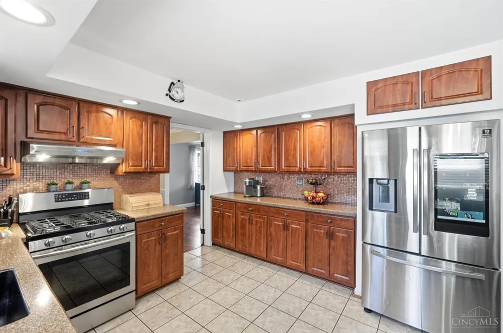 8949 Paw Paw Lane Sycamore, OH 45236