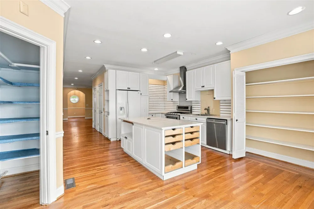 604 Barton Avenue Chattanooga, TN 37405