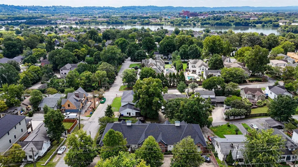 604 Barton Avenue Chattanooga, TN 37405