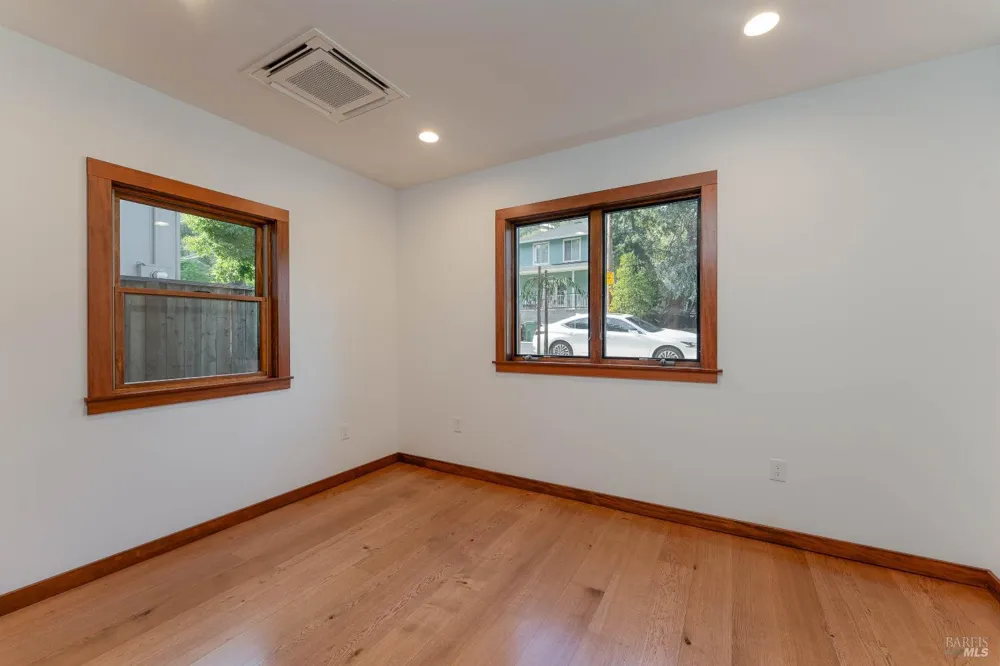 544 Redwood Avenue Ukiah, CA 95482