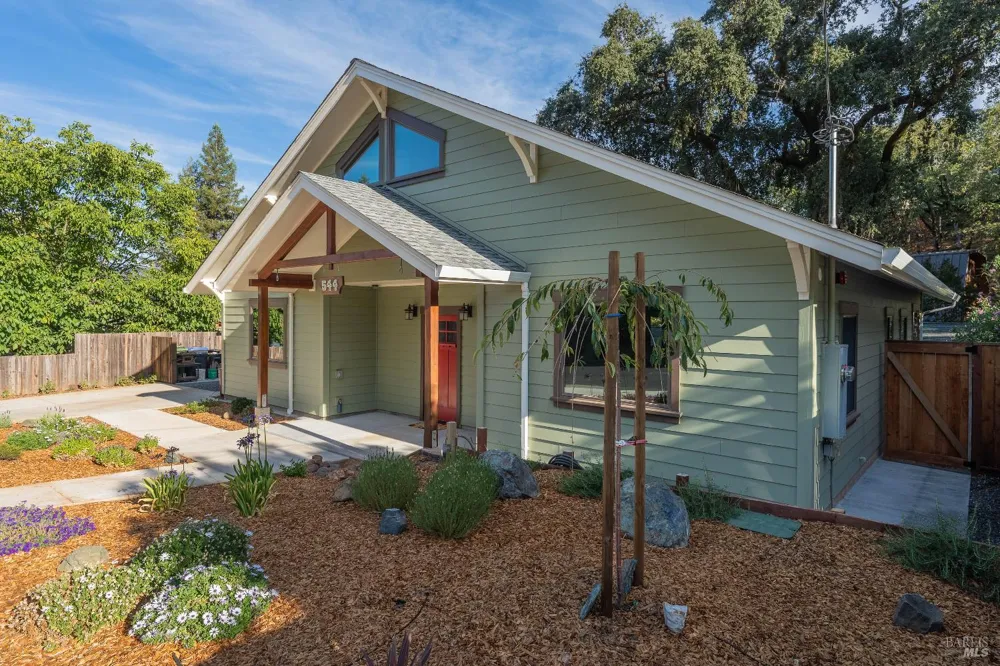 544 Redwood Avenue Ukiah, CA 95482