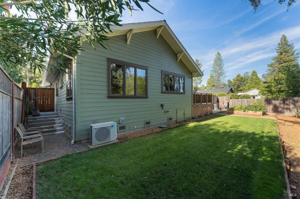 544 Redwood Avenue Ukiah, CA 95482