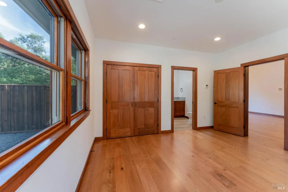 544 Redwood Avenue Ukiah, CA 95482