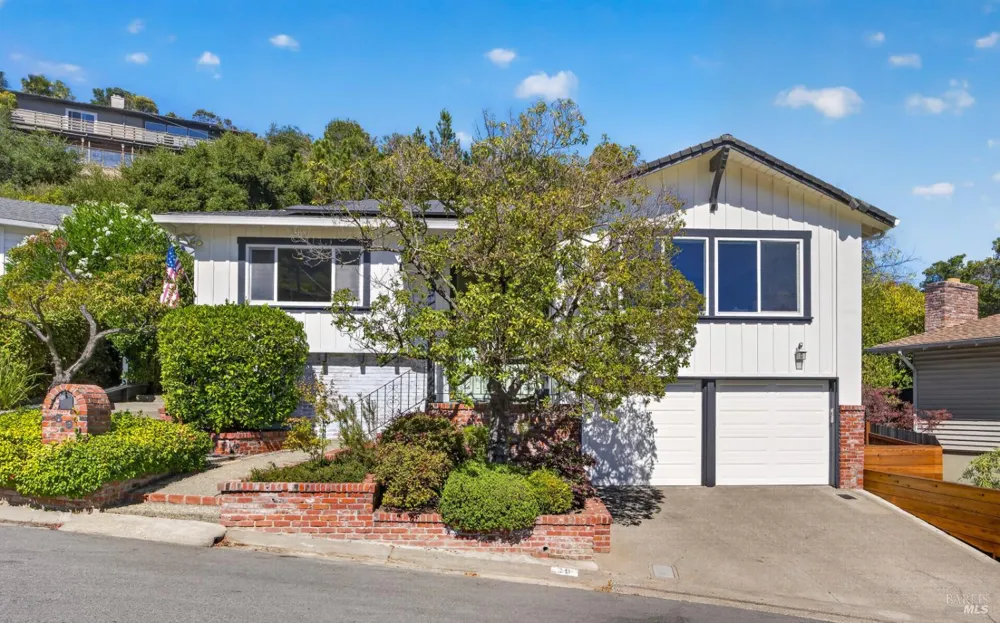 39 Corte Placida Greenbrae, CA 94904
