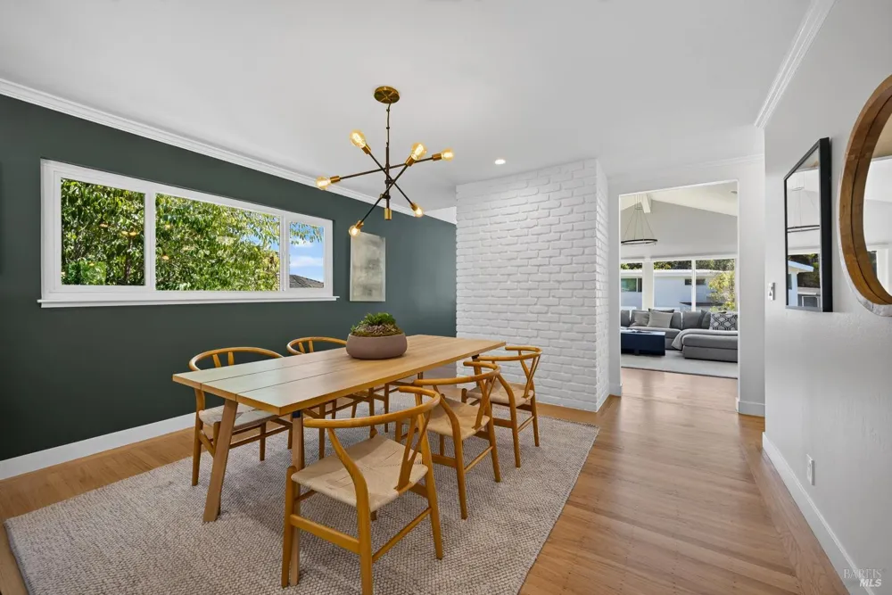 39 Corte Placida Greenbrae, CA 94904