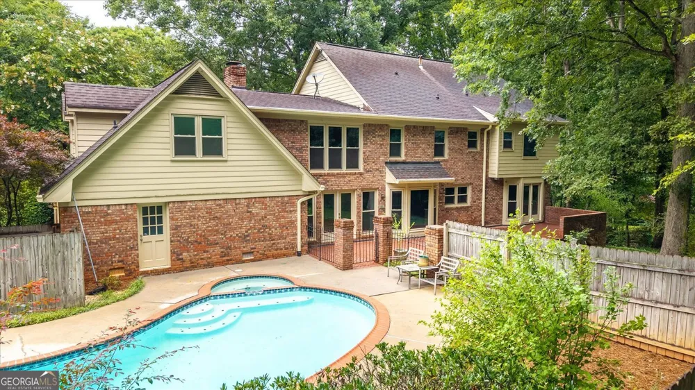 6088 Mill Stone RUN Tucker, GA 30087