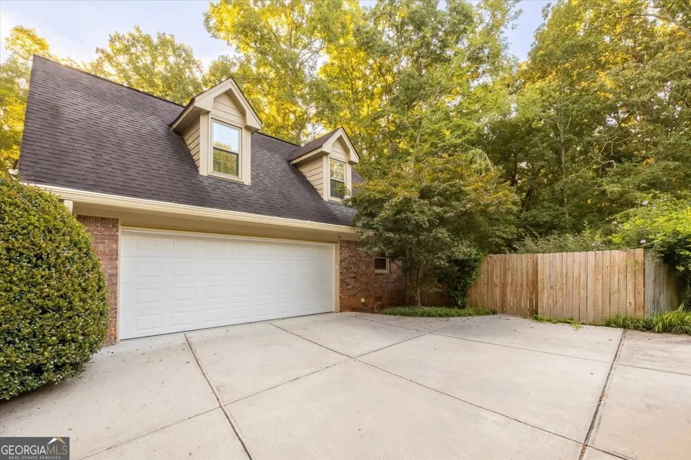 6088 Mill Stone RUN Tucker, GA 30087