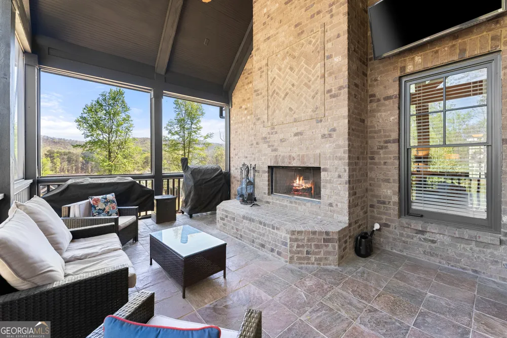 492 Jonney Thomas RD Cleveland, GA 30528