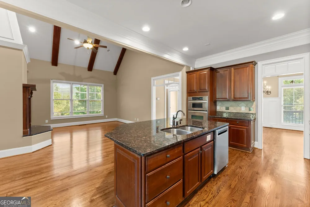492 Jonney Thomas RD Cleveland, GA 30528