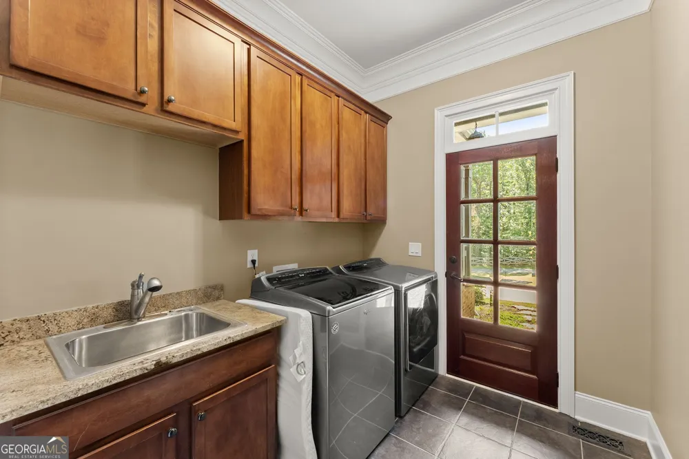 492 Jonney Thomas RD Cleveland, GA 30528
