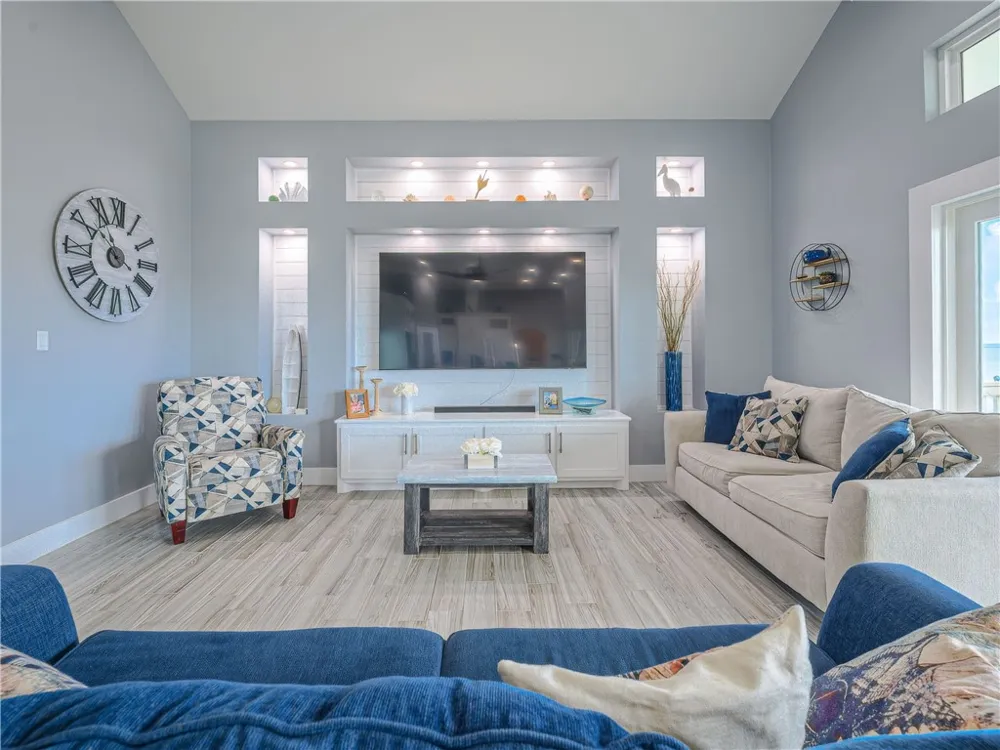 9 Northpointe Drive Rockport, TX 78382
