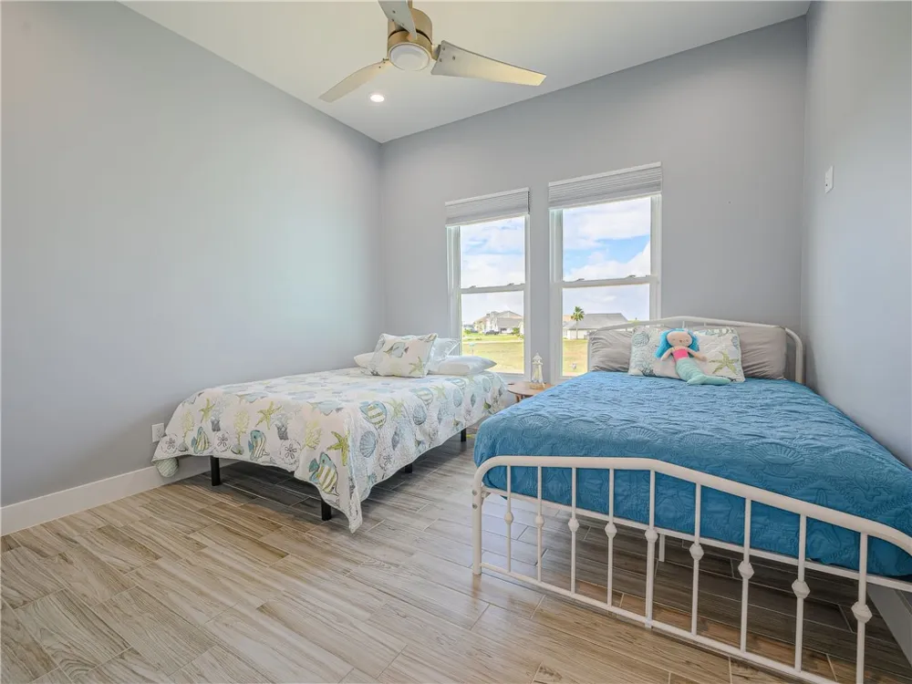 9 Northpointe Drive Rockport, TX 78382