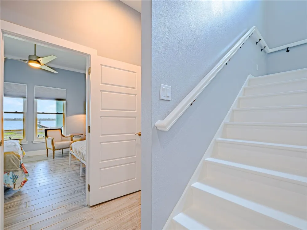 9 Northpointe Drive Rockport, TX 78382