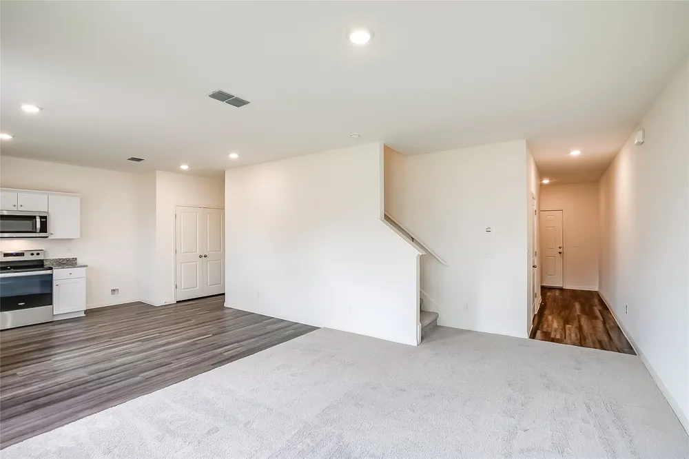 110 Blackbear Drive Hutto, TX 78634