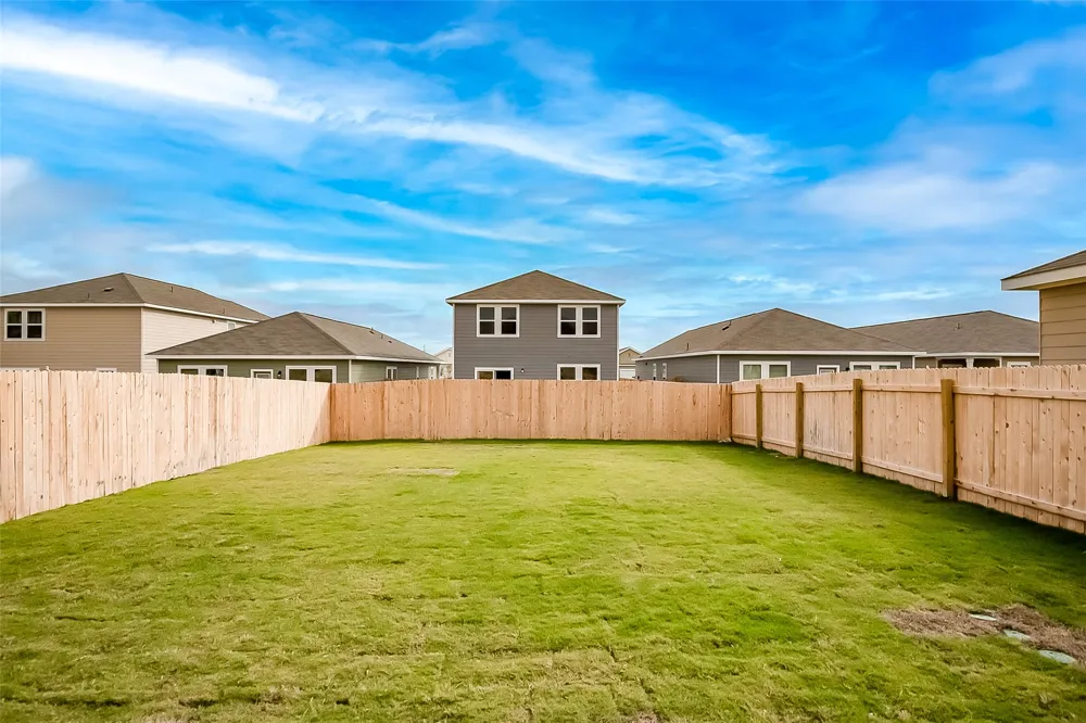 110 Blackbear Drive Hutto, TX 78634