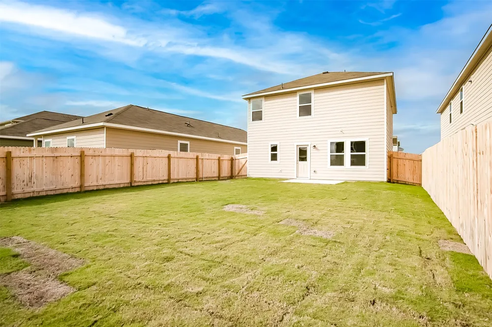 110 Blackbear Drive Hutto, TX 78634